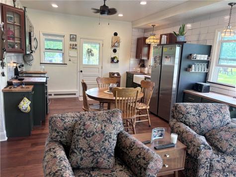4815 Main Street Mcdonald PA 15057