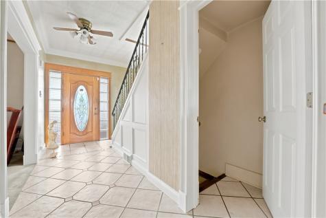 38 Franklin Ellwood City PA 16117