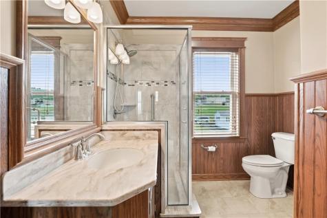 38 Franklin Ellwood City PA 16117