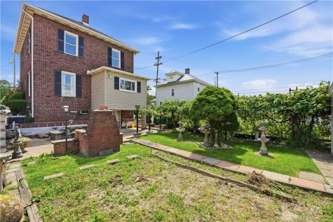 38 Franklin Ellwood City PA 16117