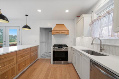 218 Birch Avenue Mt Lebanon PA 15228