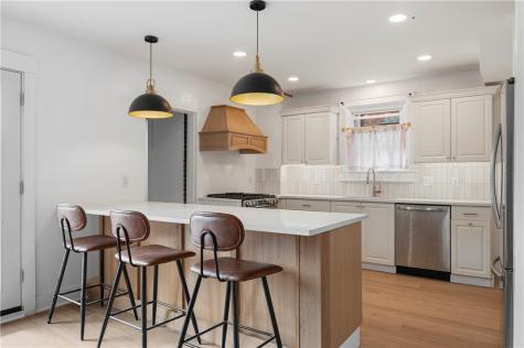218 Birch Avenue Mt Lebanon PA 15228