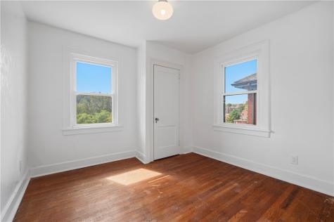 218 Birch Avenue Mt Lebanon PA 15228