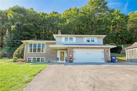 138 Saint Joe Road Oakland Township PA 16002
