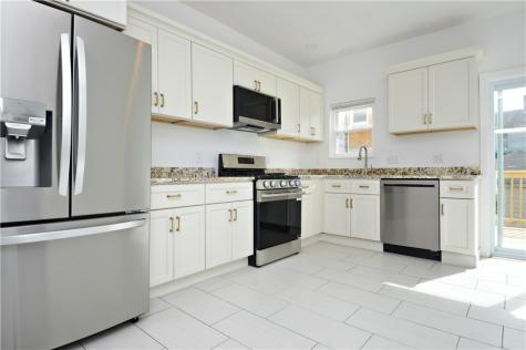 632 Industry Street Arlington PA 15210