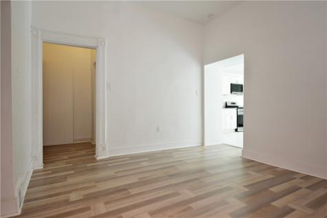 632 Industry Street Arlington PA 15210