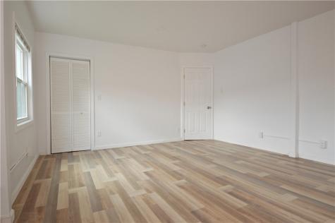 632 Industry Street Arlington PA 15210