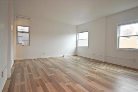 632 Industry Street Arlington PA 15210