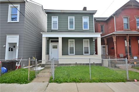 632 Industry Street Arlington PA 15210