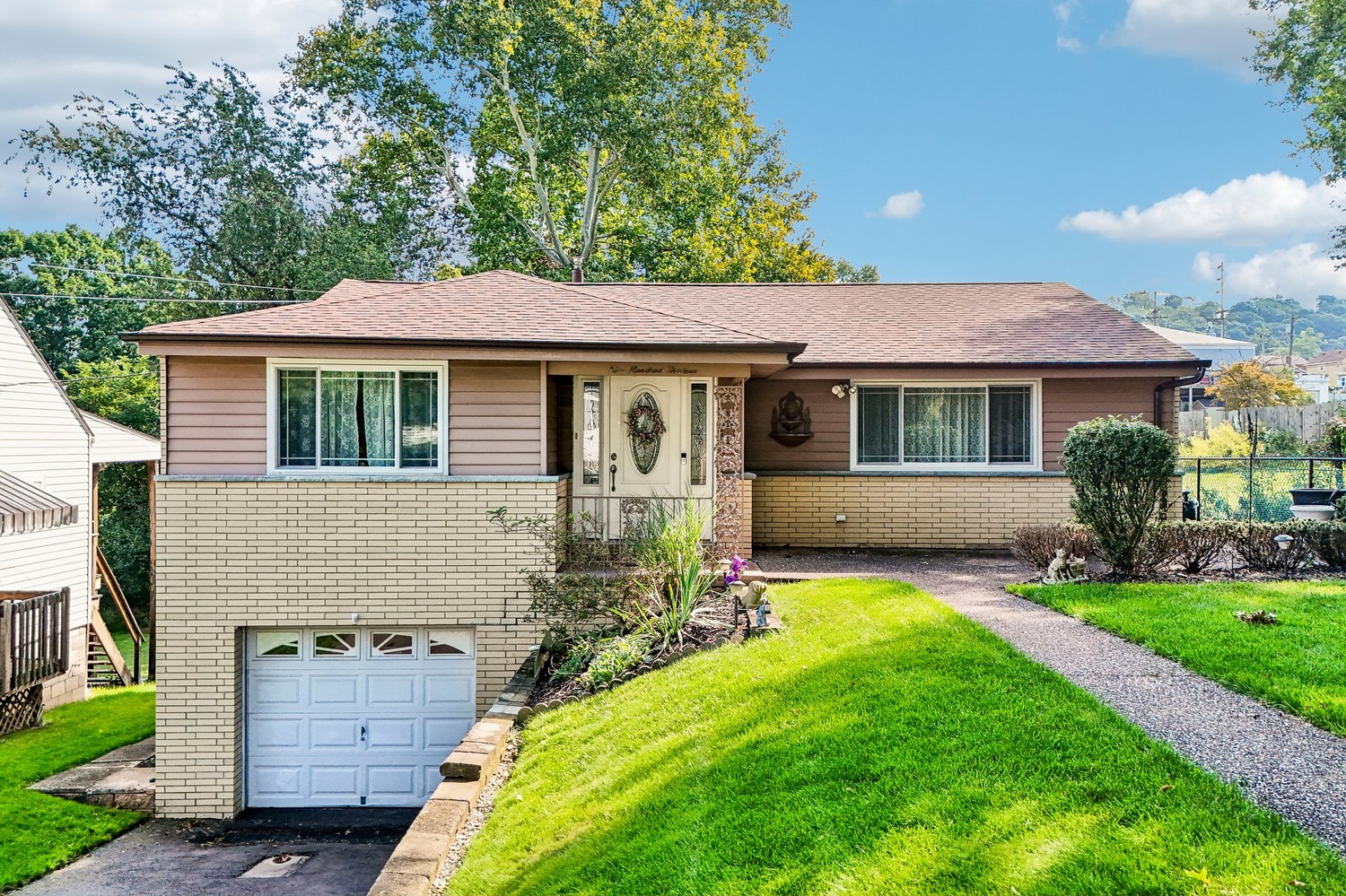 913 5th Street Verona PA 15147