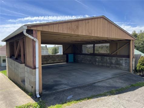 131 E Askren Street Uniontown PA 15401