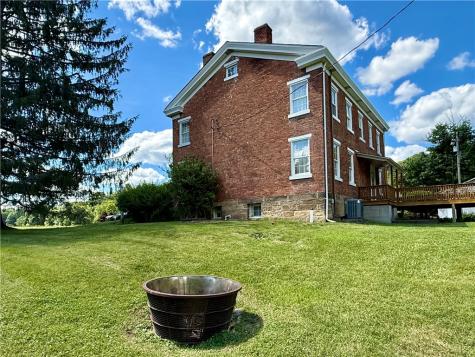 106 Pence Road East Franklin Township PA 16218