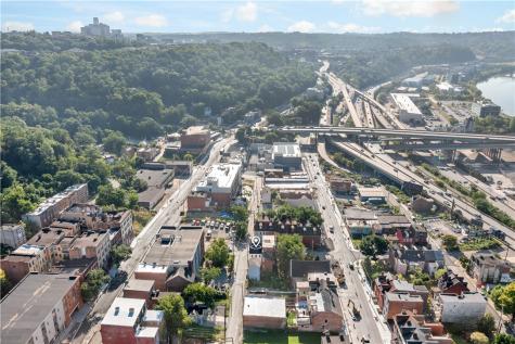 114 Seneca Street Hill District PA 15219