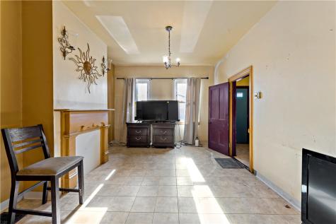 114 Seneca Street Hill District PA 15219