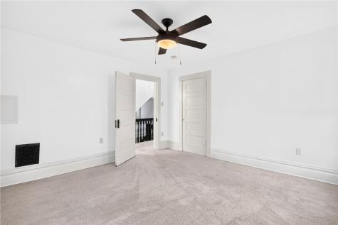 923 9th Avenue New Brighton PA 15066