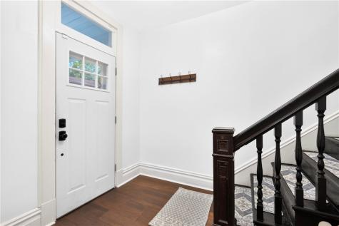 923 9th Avenue New Brighton PA 15066