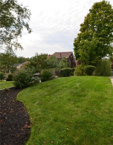 3056 Earlsmere Avenue Dormont PA 15216