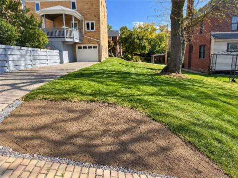 3056 Earlsmere Avenue Dormont PA 15216