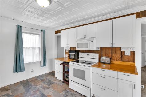 31 Penn Manor PA 15665