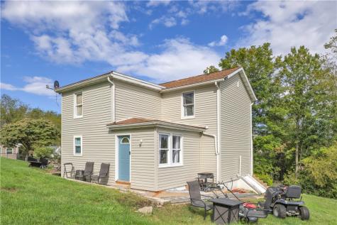 31 Penn Manor PA 15665