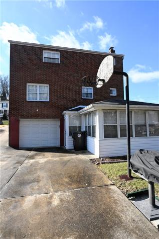5015 Elmwood Drive Baldwin Boro PA 15227