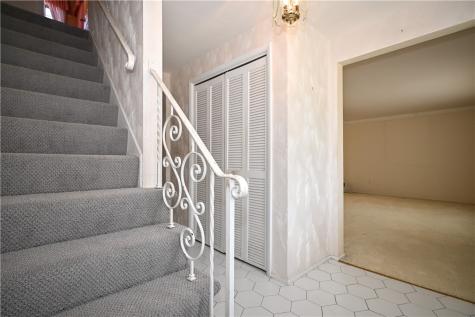 5015 Elmwood Drive Baldwin Boro PA 15227