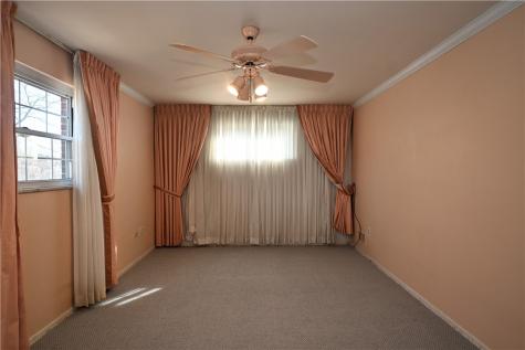 5015 Elmwood Drive Baldwin Boro PA 15227