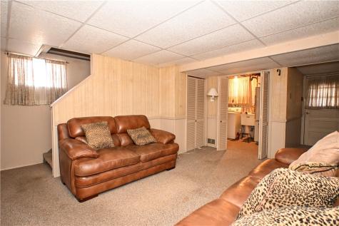 5015 Elmwood Drive Baldwin Boro PA 15227