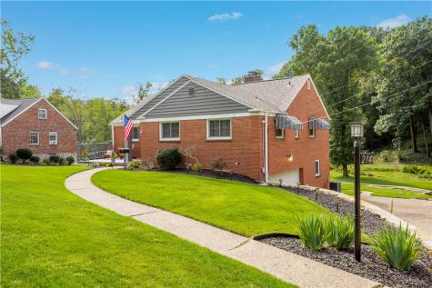 214 Drake Road Bethel Park PA 15102
