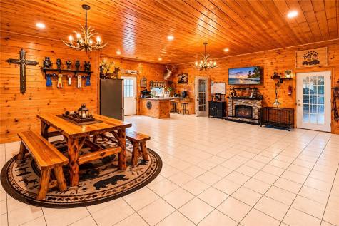 5164 Lincoln Highway Quemahoning Township PA 15563