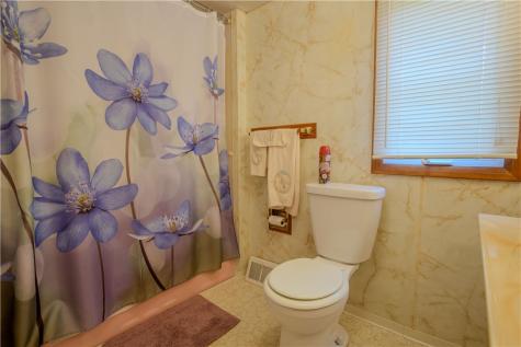 513 Three Mile Hill Bullskin Township PA 15666