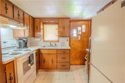 513 Three Mile Hill Bullskin Township PA 15666