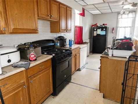 517 Margaret Street Mt Oliver PA 15210