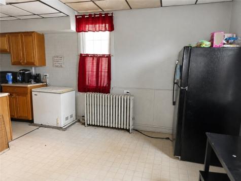 517 Margaret Street Mt Oliver PA 15210