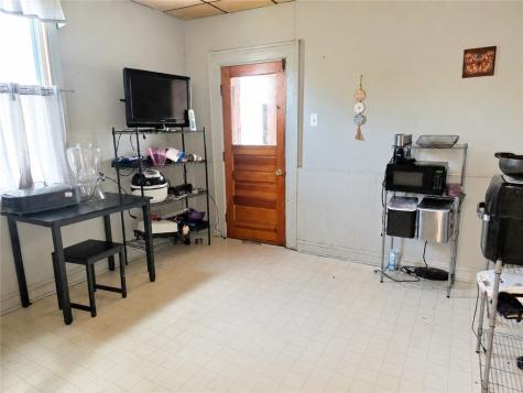 517 Margaret Street Mt Oliver PA 15210