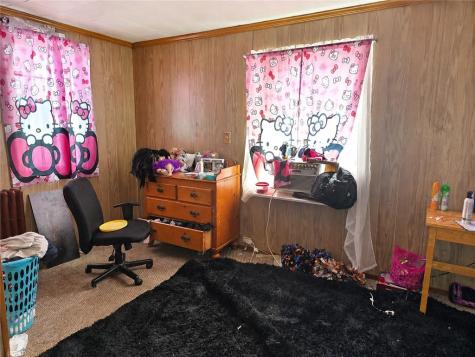 517 Margaret Street Mt Oliver PA 15210
