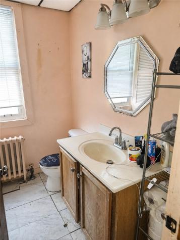 517 Margaret Street Mt Oliver PA 15210