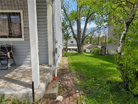 517 Margaret Street Mt Oliver PA 15210