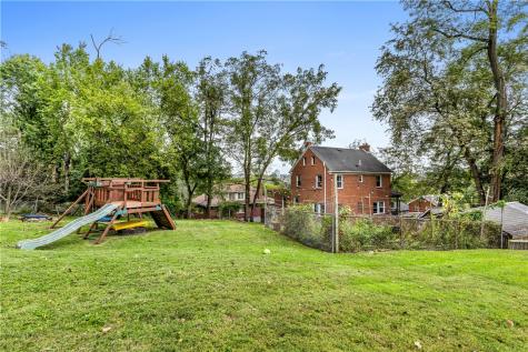 539 N Fairmount Street Garfield PA 15206