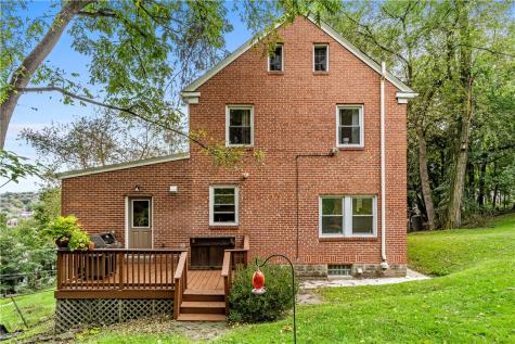 539 N Fairmount Street Garfield PA 15206