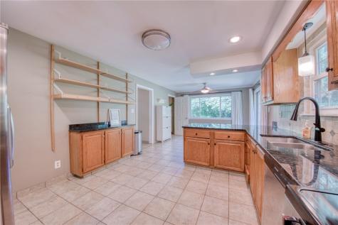 36 S Collinwood Drive O'hara PA 15215