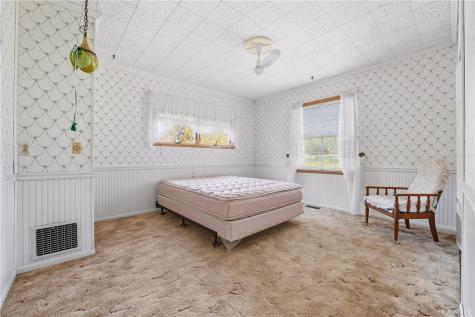 6453 Old Pulaski Road Pulaski Township PA 16142