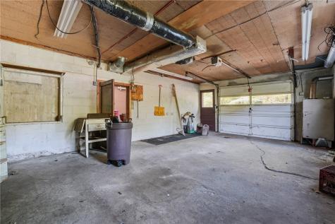 6453 Old Pulaski Road Pulaski Township PA 16142