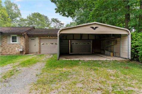 175 Mason Road Baden PA 15005