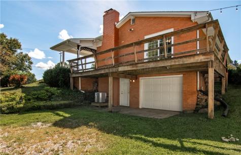 125 Baldwin Road Shenango Township PA 16101