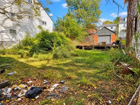 1524 Leishman Avenue New Kensington PA 15068