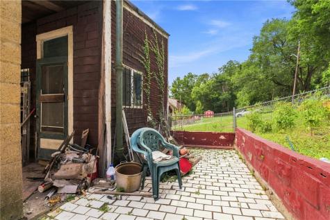 5363 Hillcrest Street Garfield PA 15224