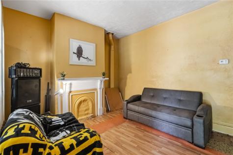5363 Hillcrest Street Garfield PA 15224