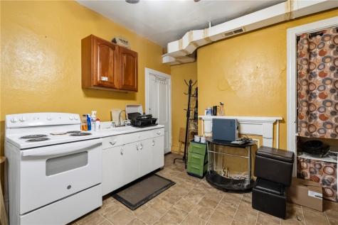 5363 Hillcrest Street Garfield PA 15224