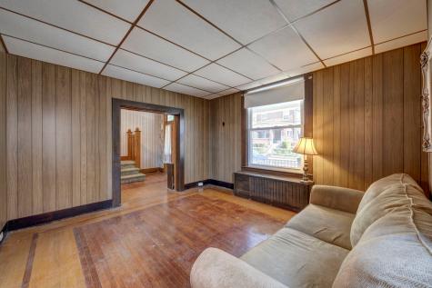 1107 Woodward Avenue Mckees Rocks PA 15136